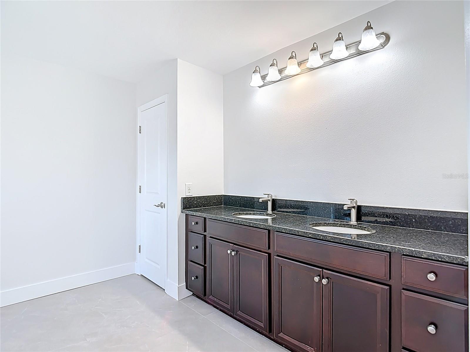 Image 41 of 75 For 27387 Cayenne Lane