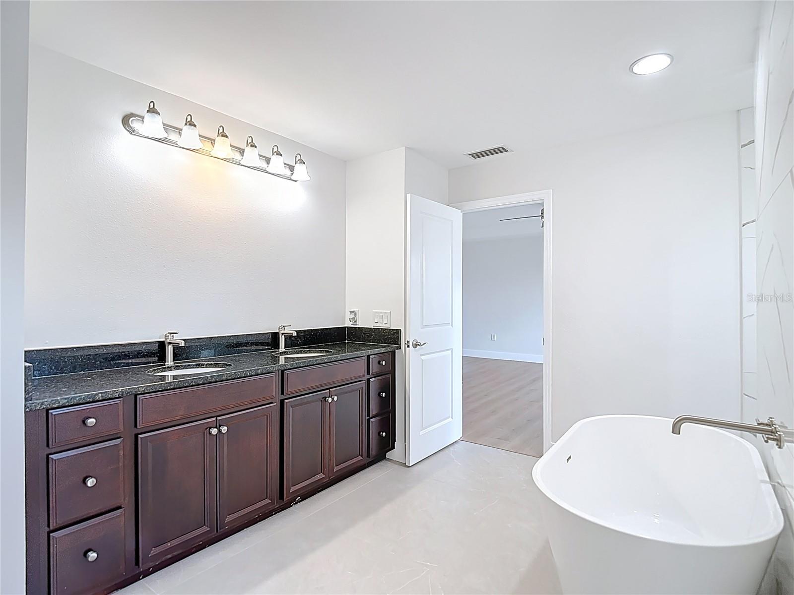 Image 44 of 75 For 27387 Cayenne Lane