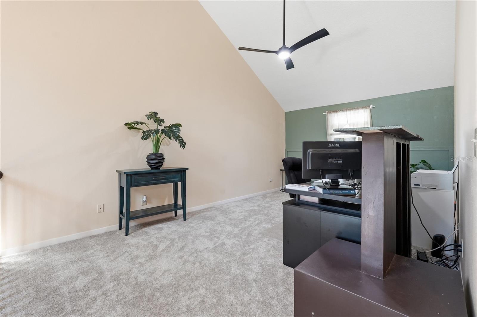 Image 22 of 41 For 3277 Montrose Circle