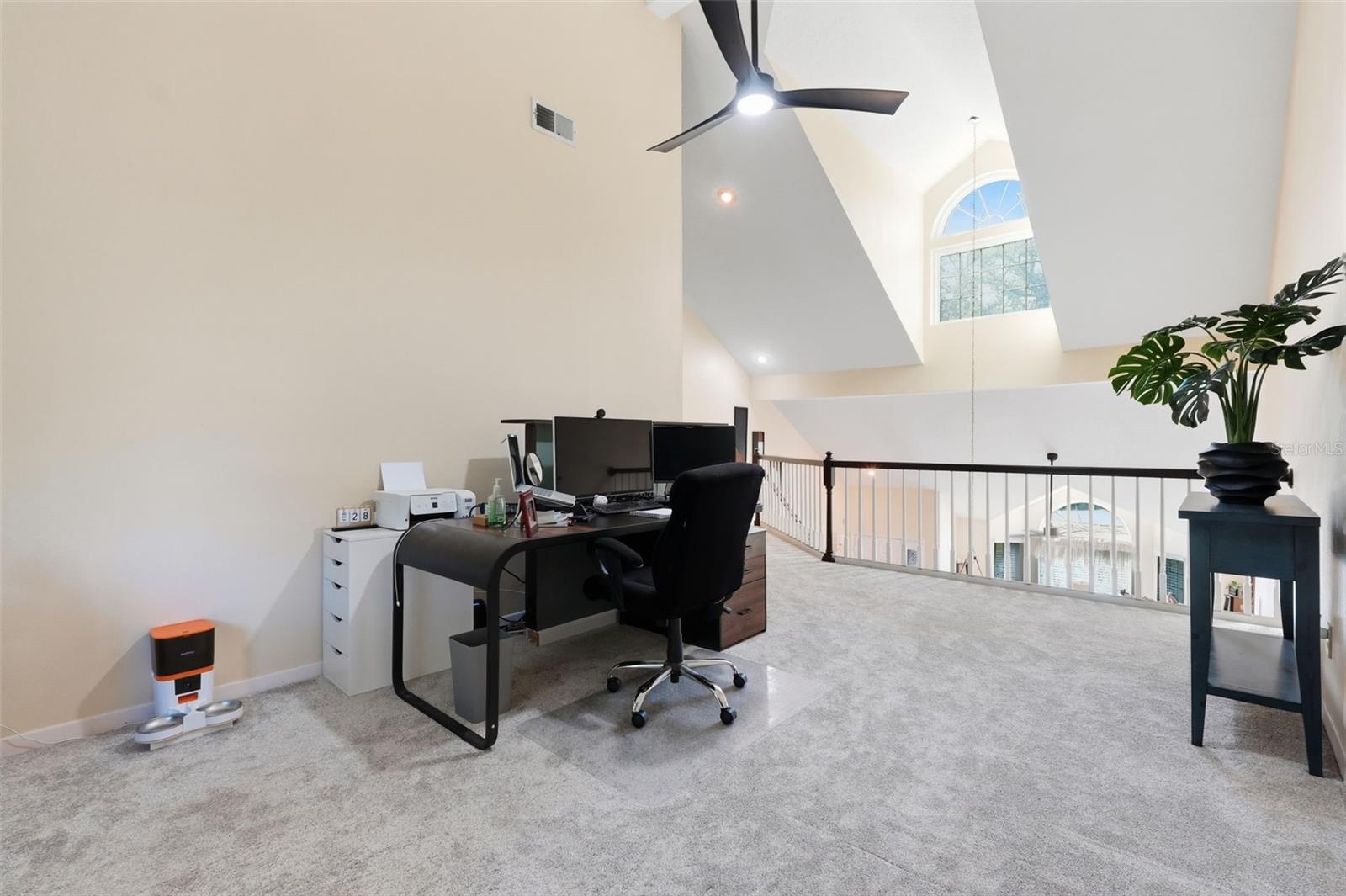 Image 23 of 41 For 3277 Montrose Circle