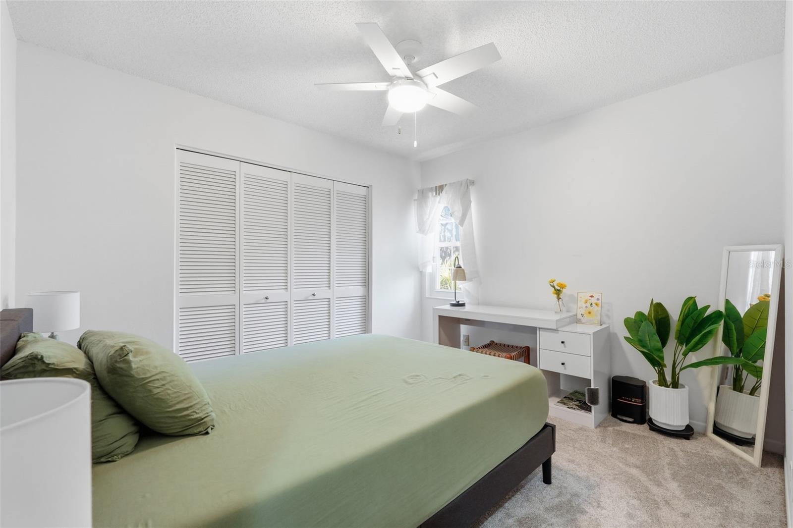 Image 29 of 41 For 3277 Montrose Circle