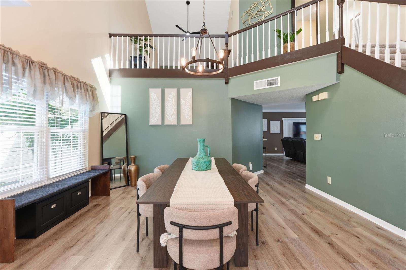 Image 6 of 41 For 3277 Montrose Circle