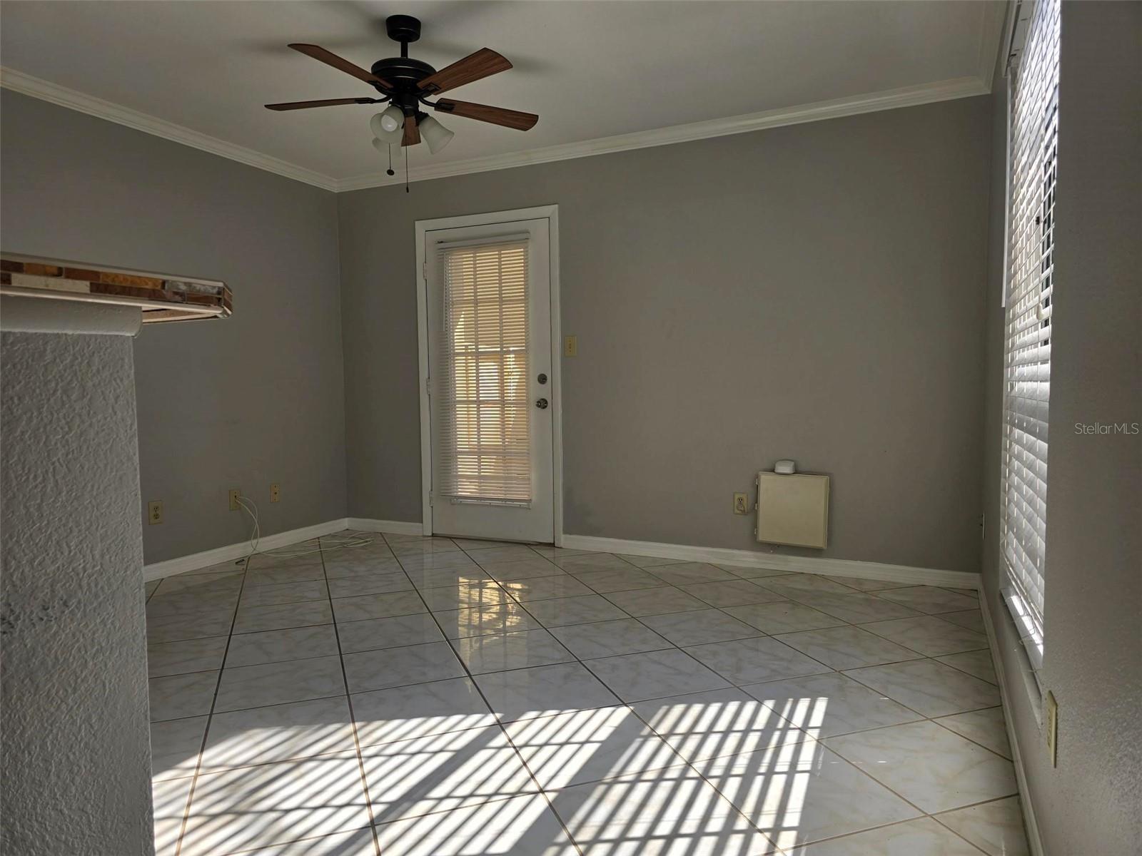 Image 11 of 19 For 8630 Mallard Reserve Drive 101