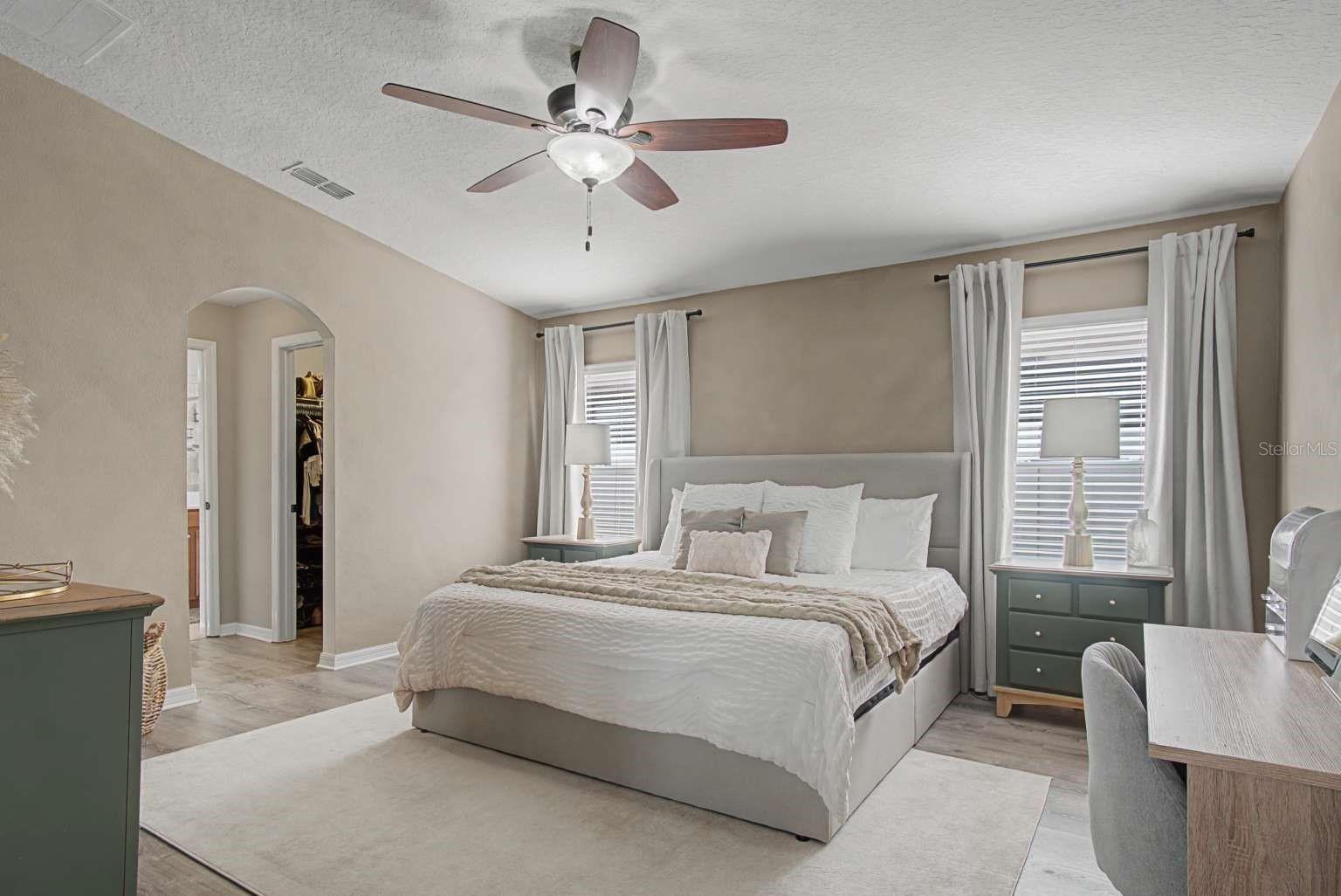 Image 23 of 35 For 10502 Bull Grass Drive