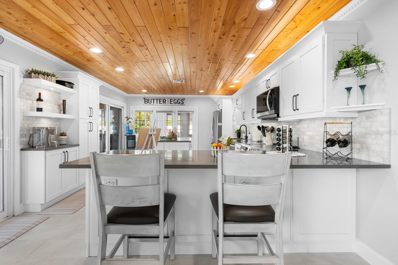 Image 16 of 72 For 100 18th Street Nw