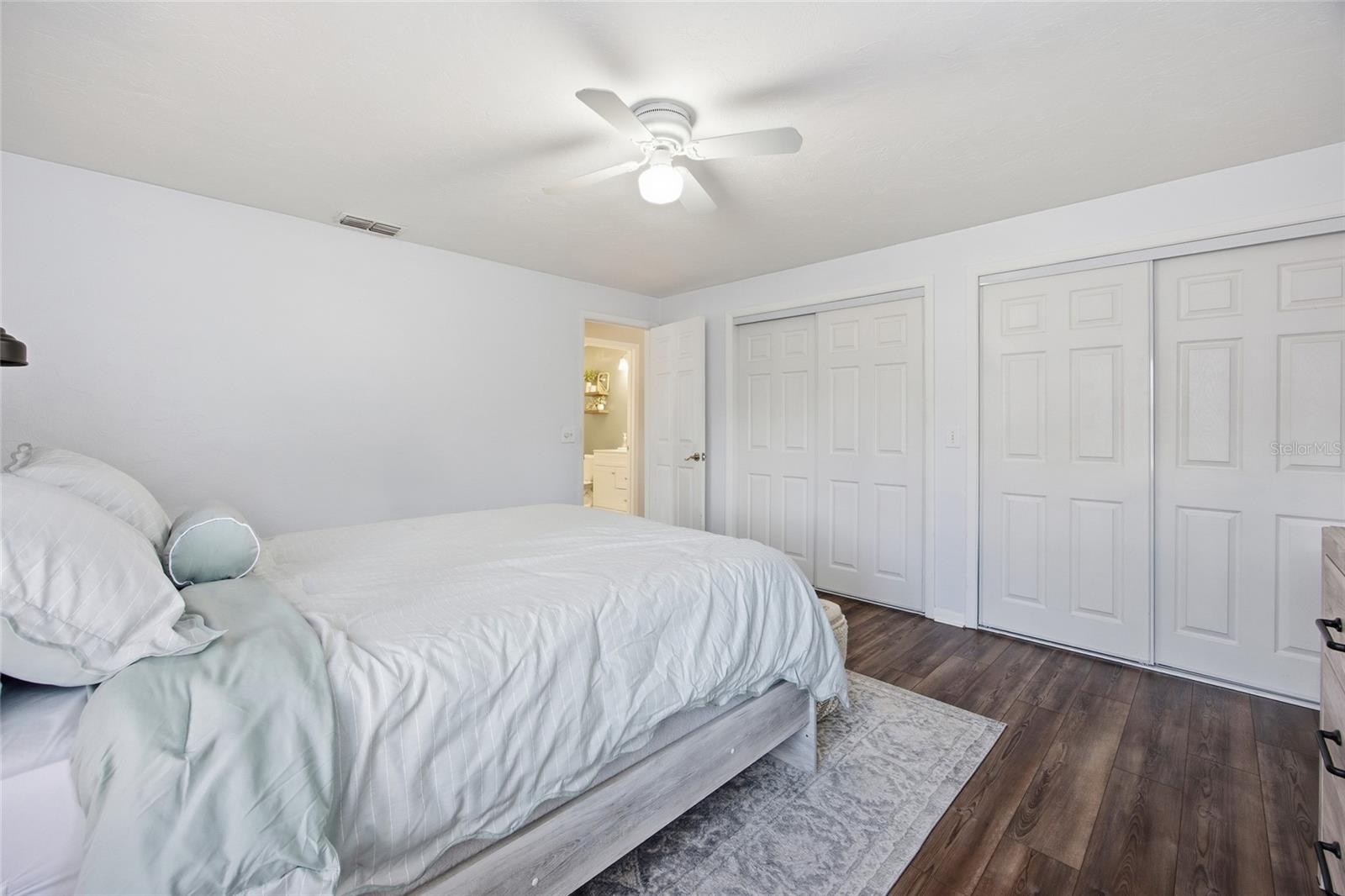 Image 16 of 38 For 3487 Honeylocust Drive