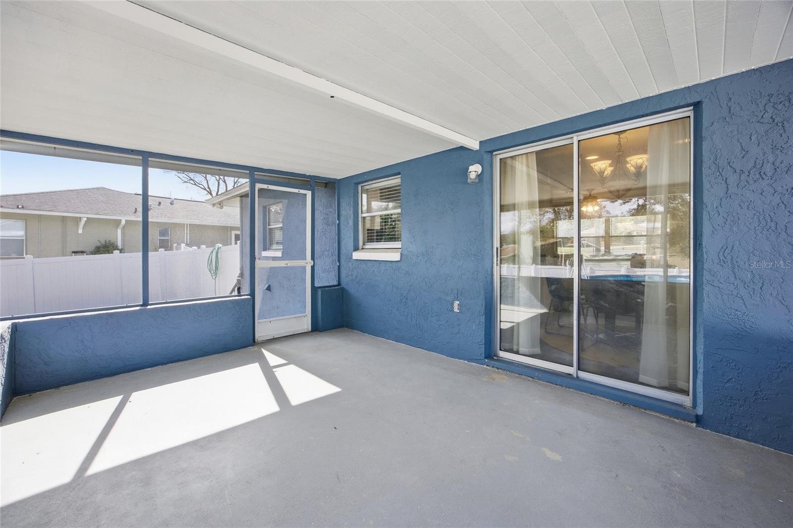 Image 24 of 38 For 3487 Honeylocust Drive