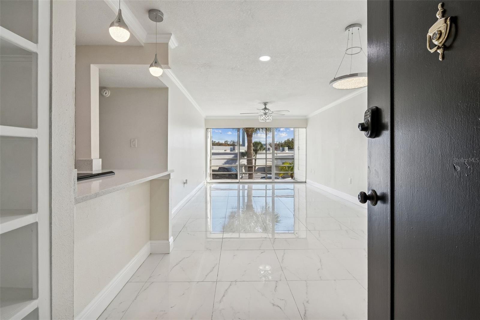 Image 2 of 44 For 2302 Manhattan Avenue 213