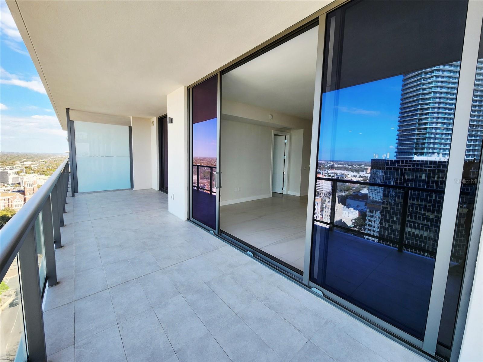 Image 14 of 52 For 275 1st Avenue S 2307