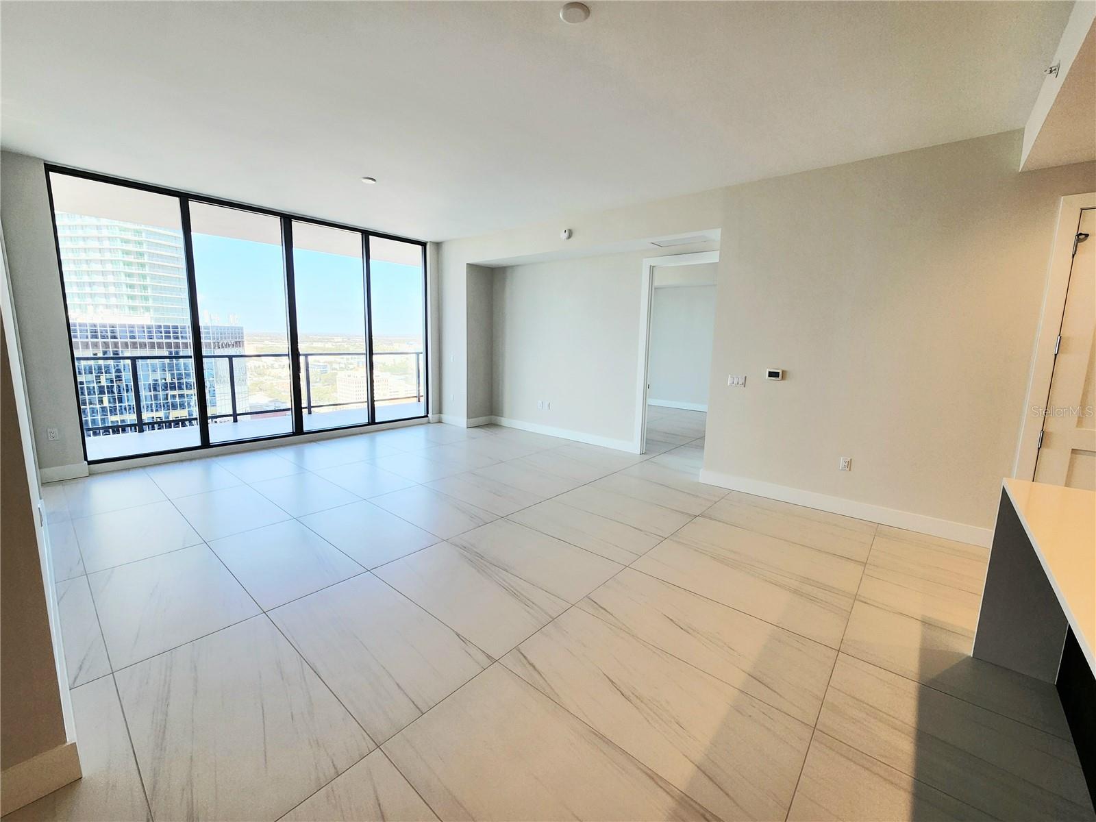 Image 7 of 52 For 275 1st Avenue S 2307