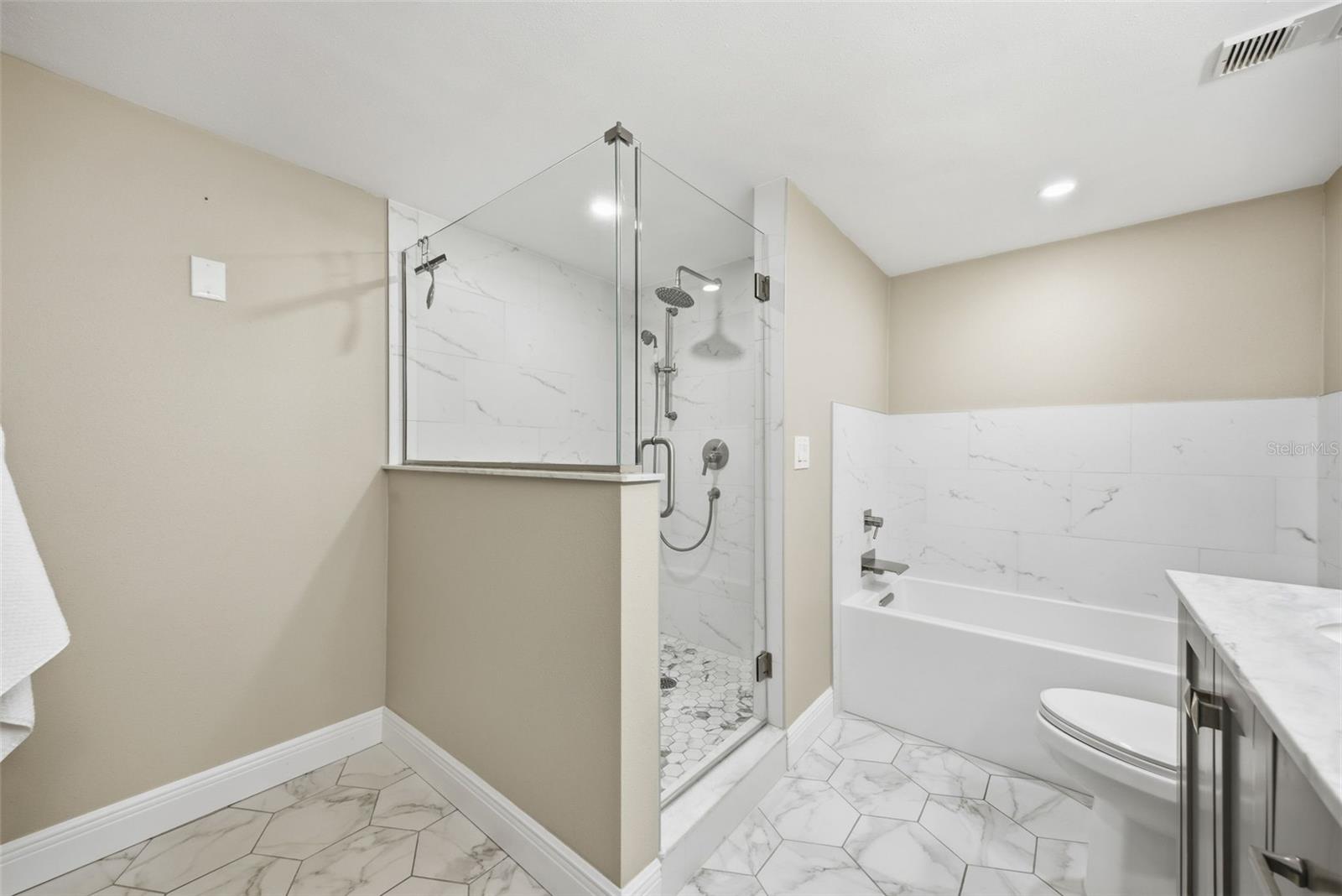 Image 16 of 25 For 2497 Heron Terrace C106