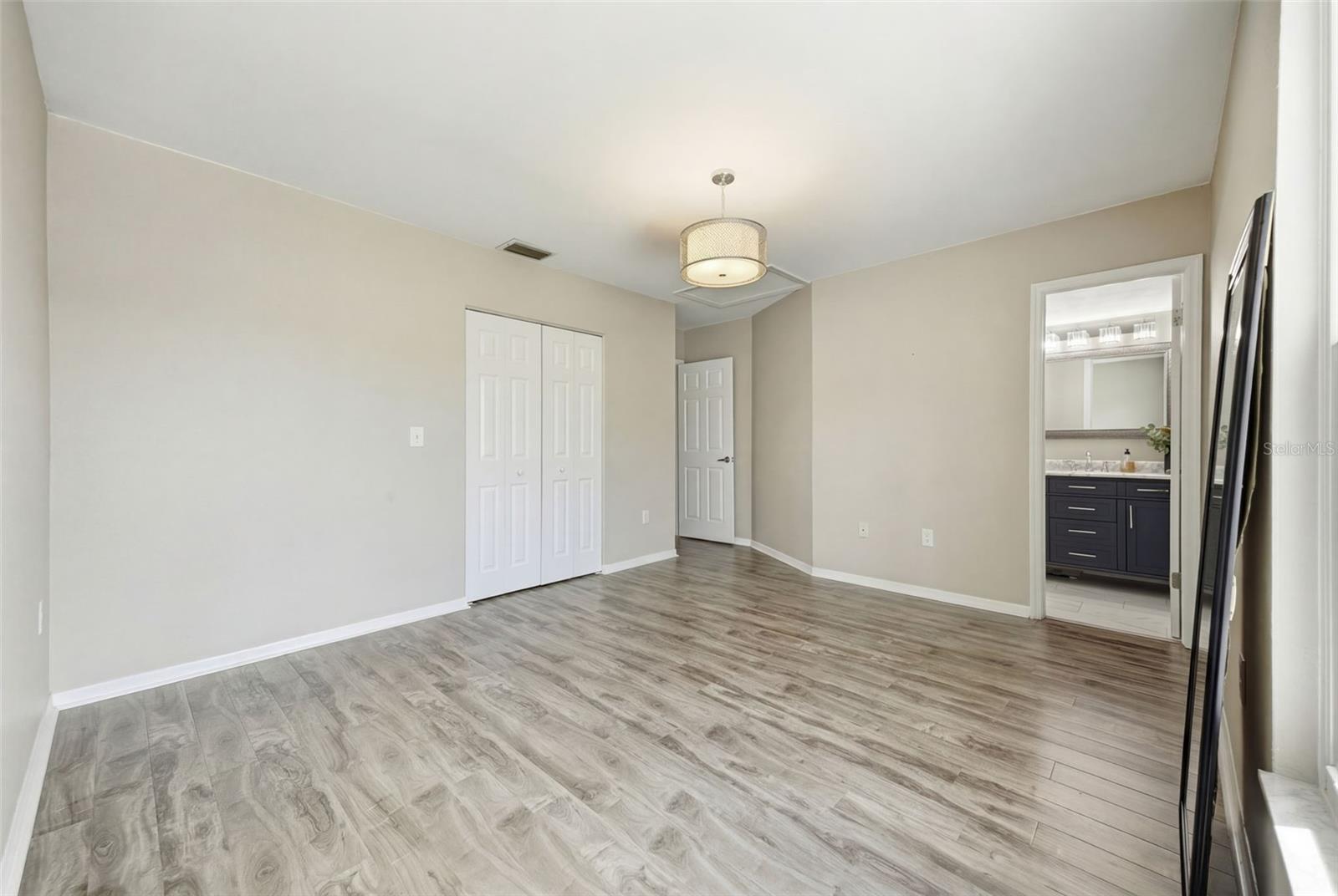 Image 18 of 25 For 2497 Heron Terrace C106