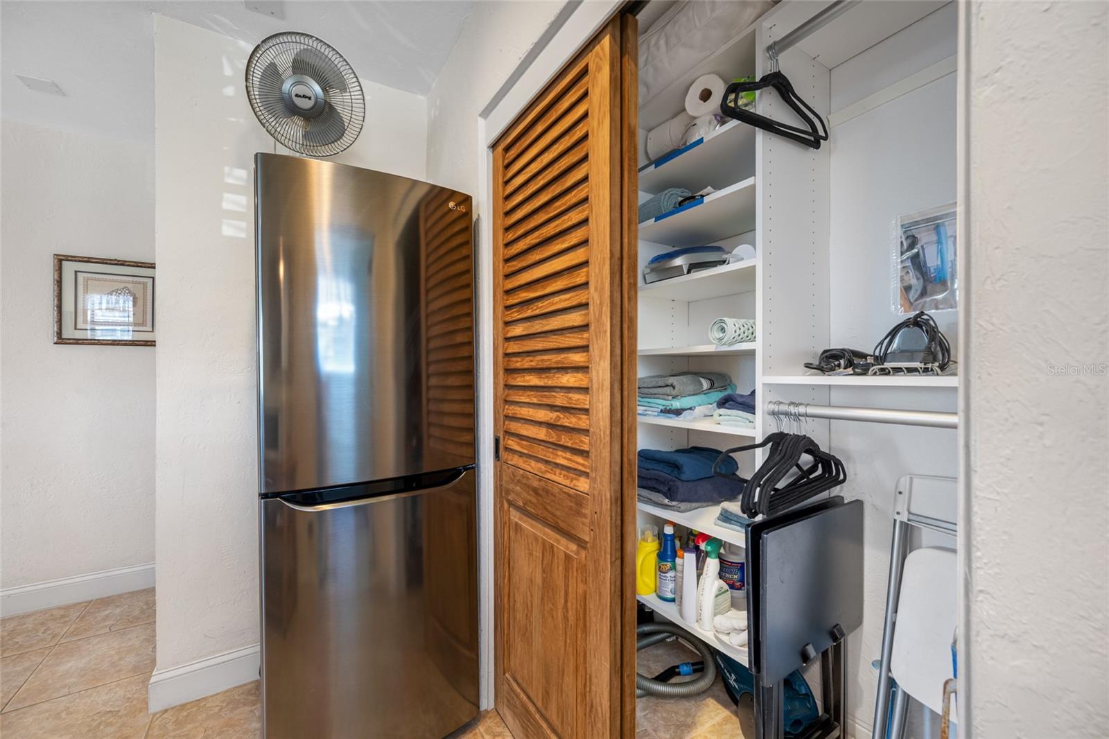 Image 18 of 34 For 6700 Sunset Way 105