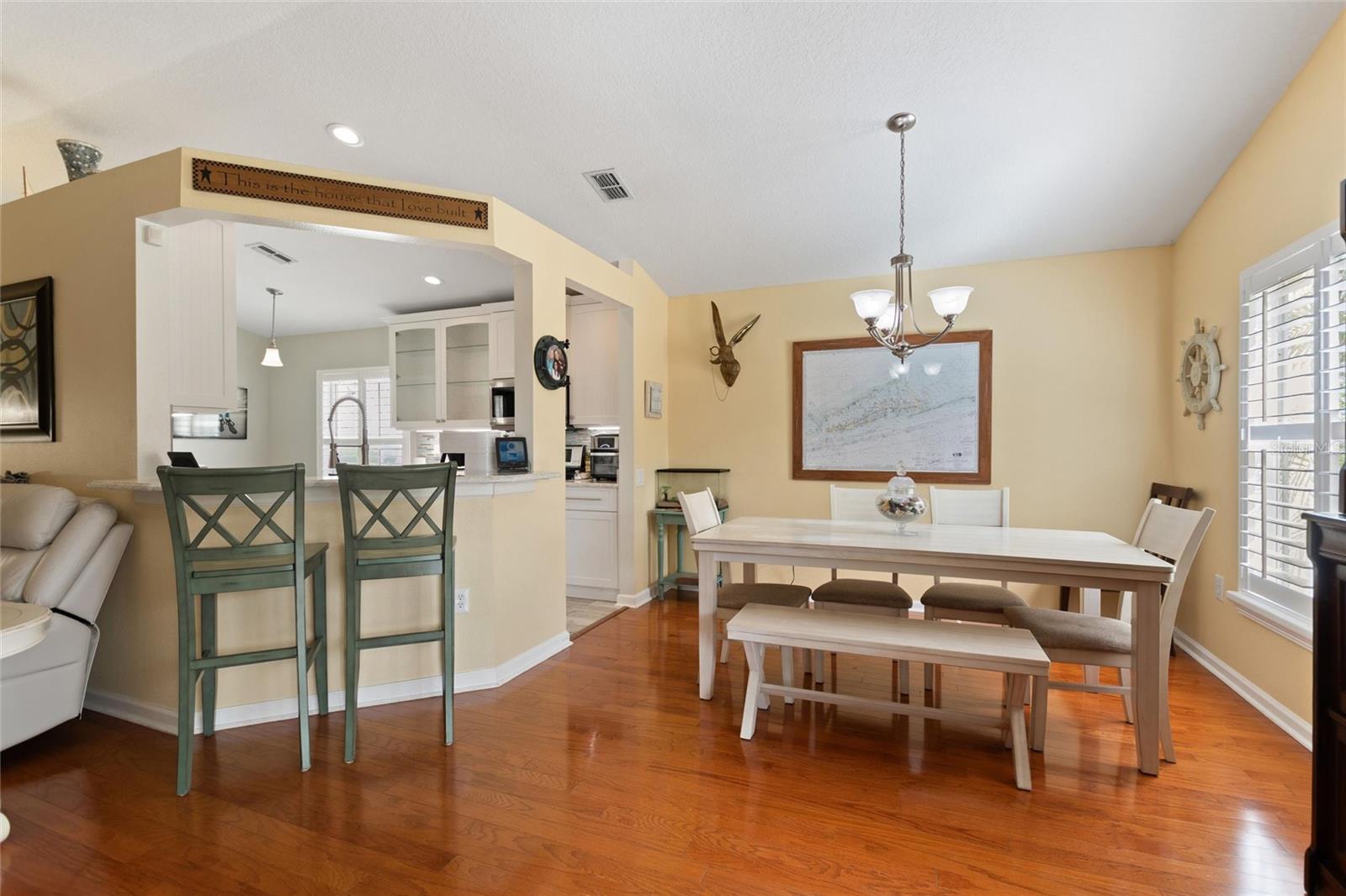 Image 15 of 30 For 5306 Lookout Pass