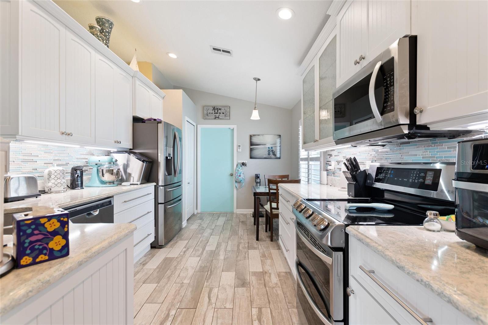 Image 18 of 30 For 5306 Lookout Pass