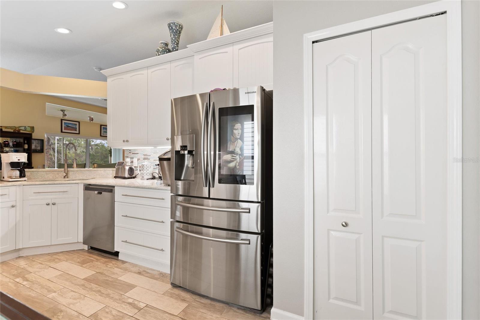 Image 20 of 30 For 5306 Lookout Pass