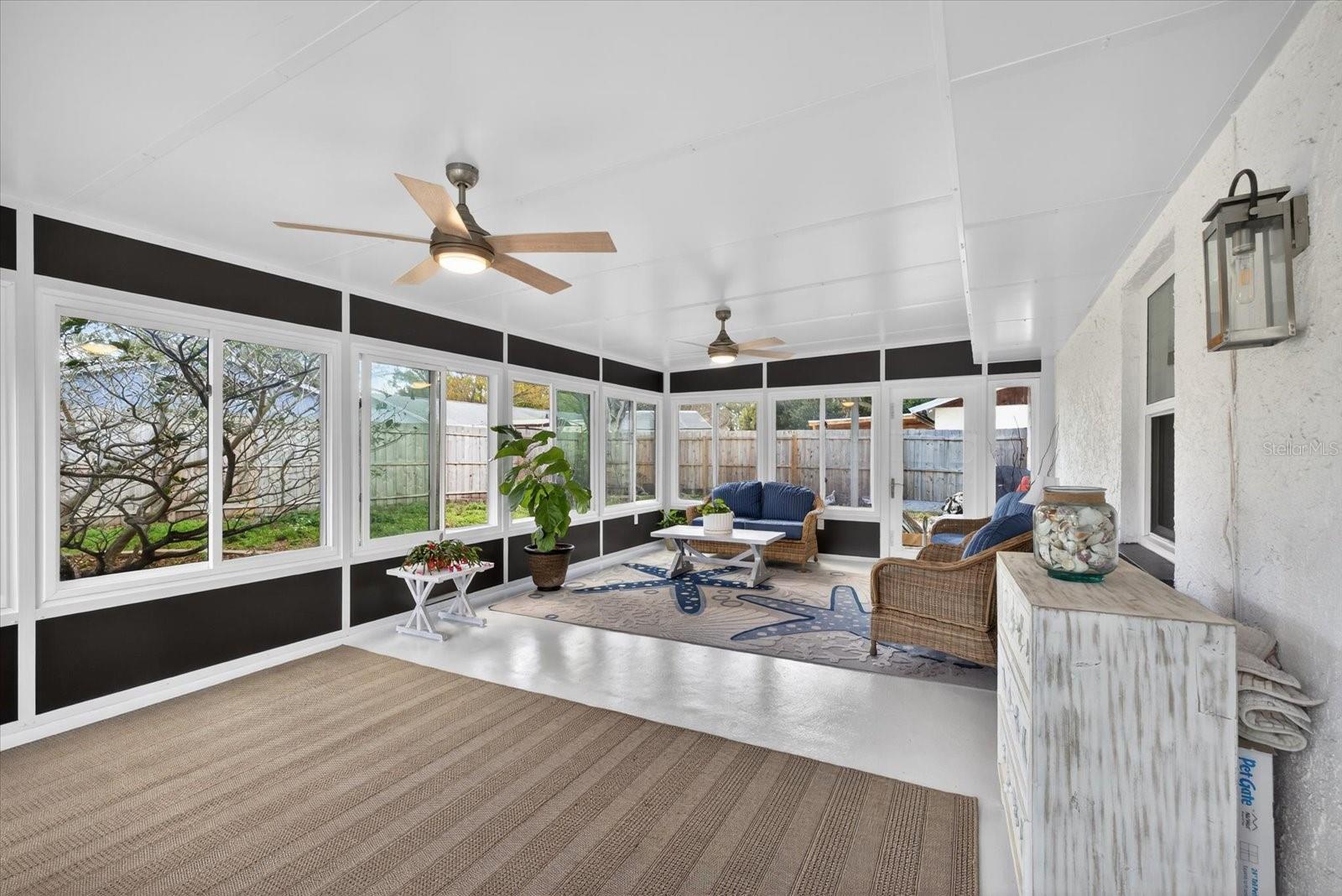 Image 19 of 22 For 1605 Amberlea Drive N