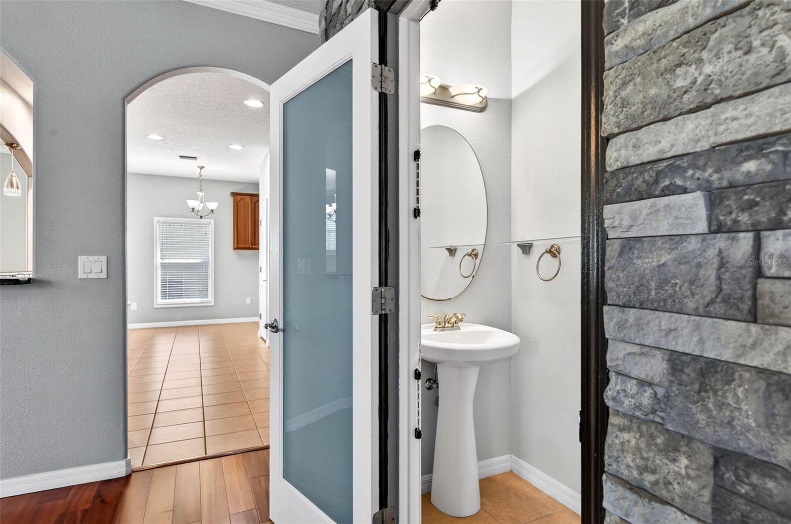 Image 16 of 37 For 12618 Weston Drive