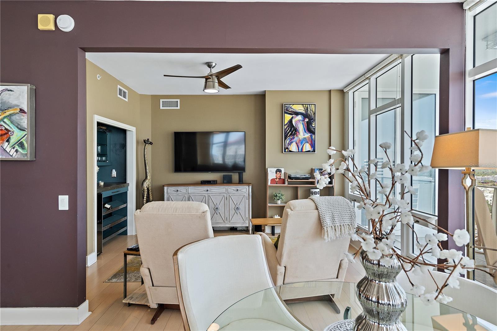 Image 11 of 47 For 175 1st Street S 2102