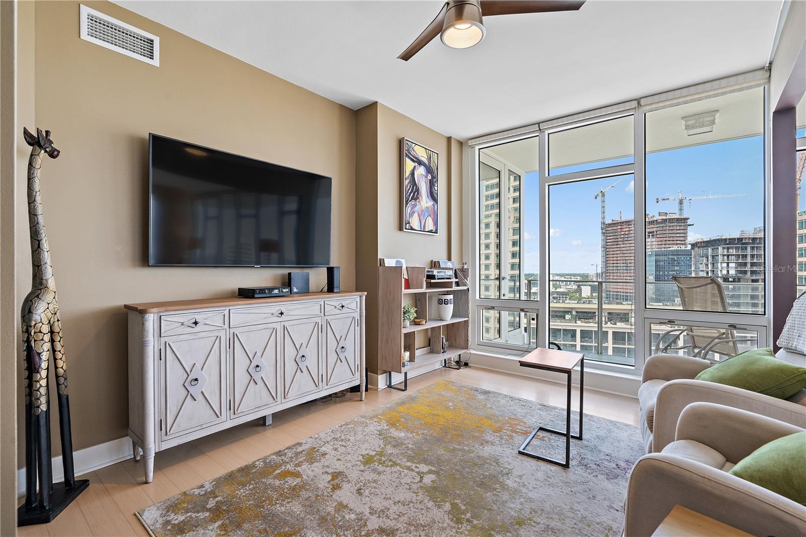 Image 12 of 47 For 175 1st Street S 2102