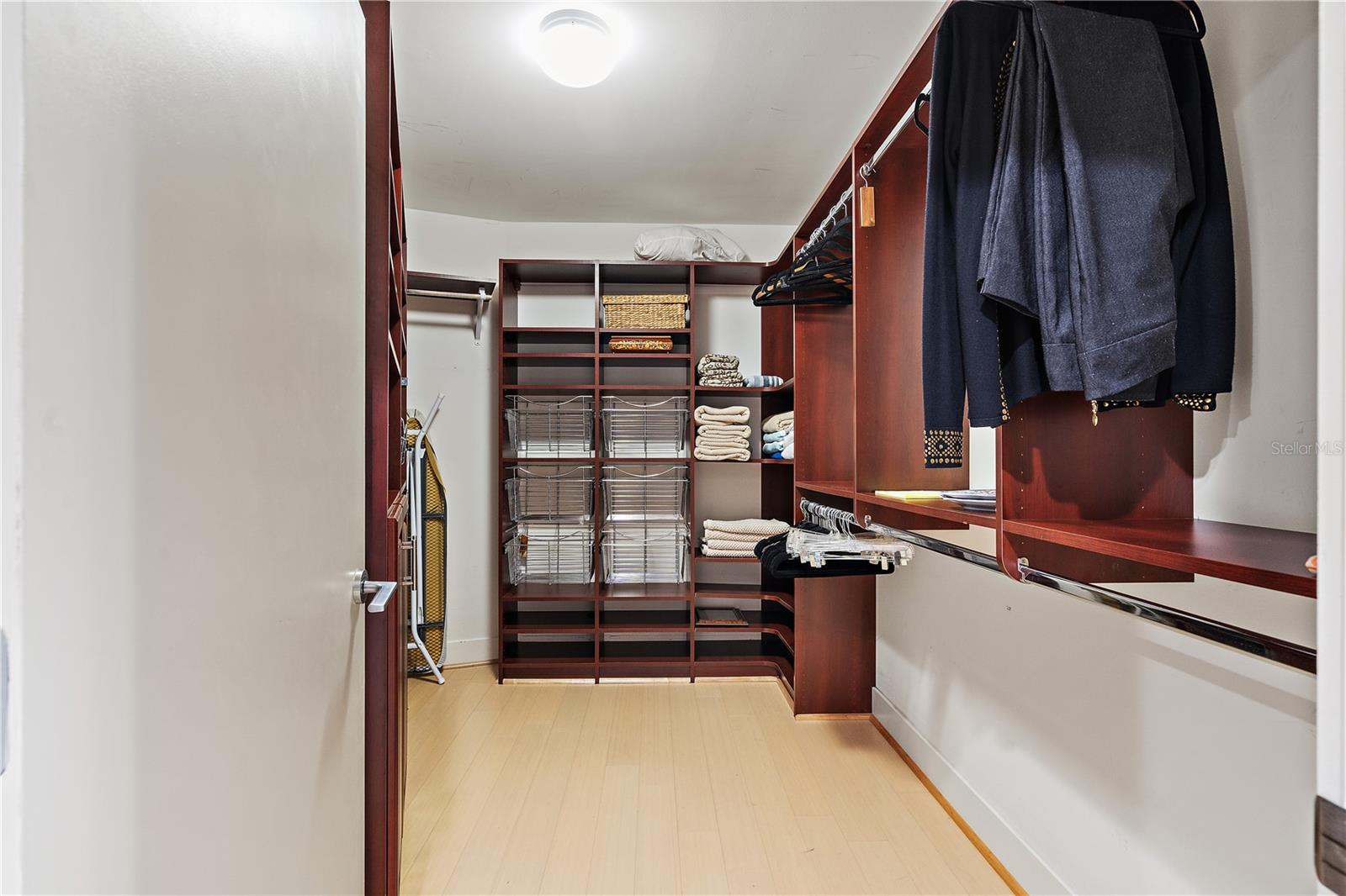 Image 19 of 47 For 175 1st Street S 2102