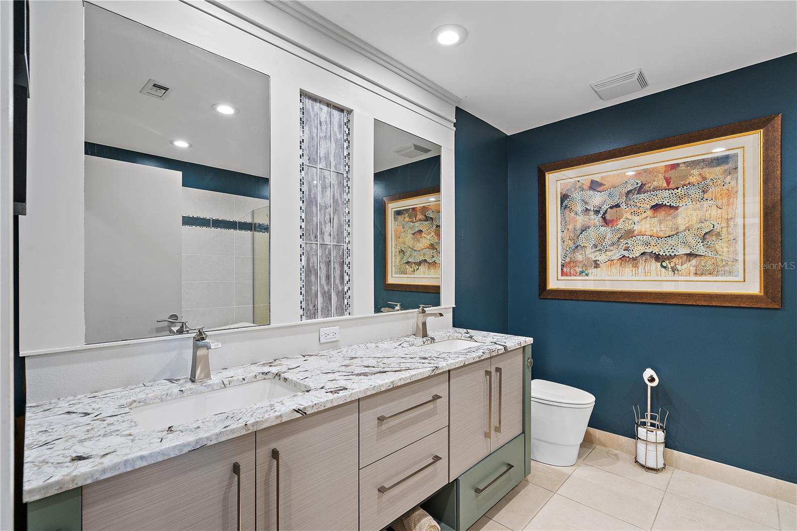 Image 20 of 47 For 175 1st Street S 2102