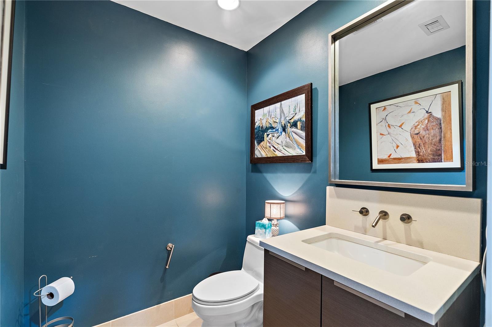 Image 22 of 47 For 175 1st Street S 2102