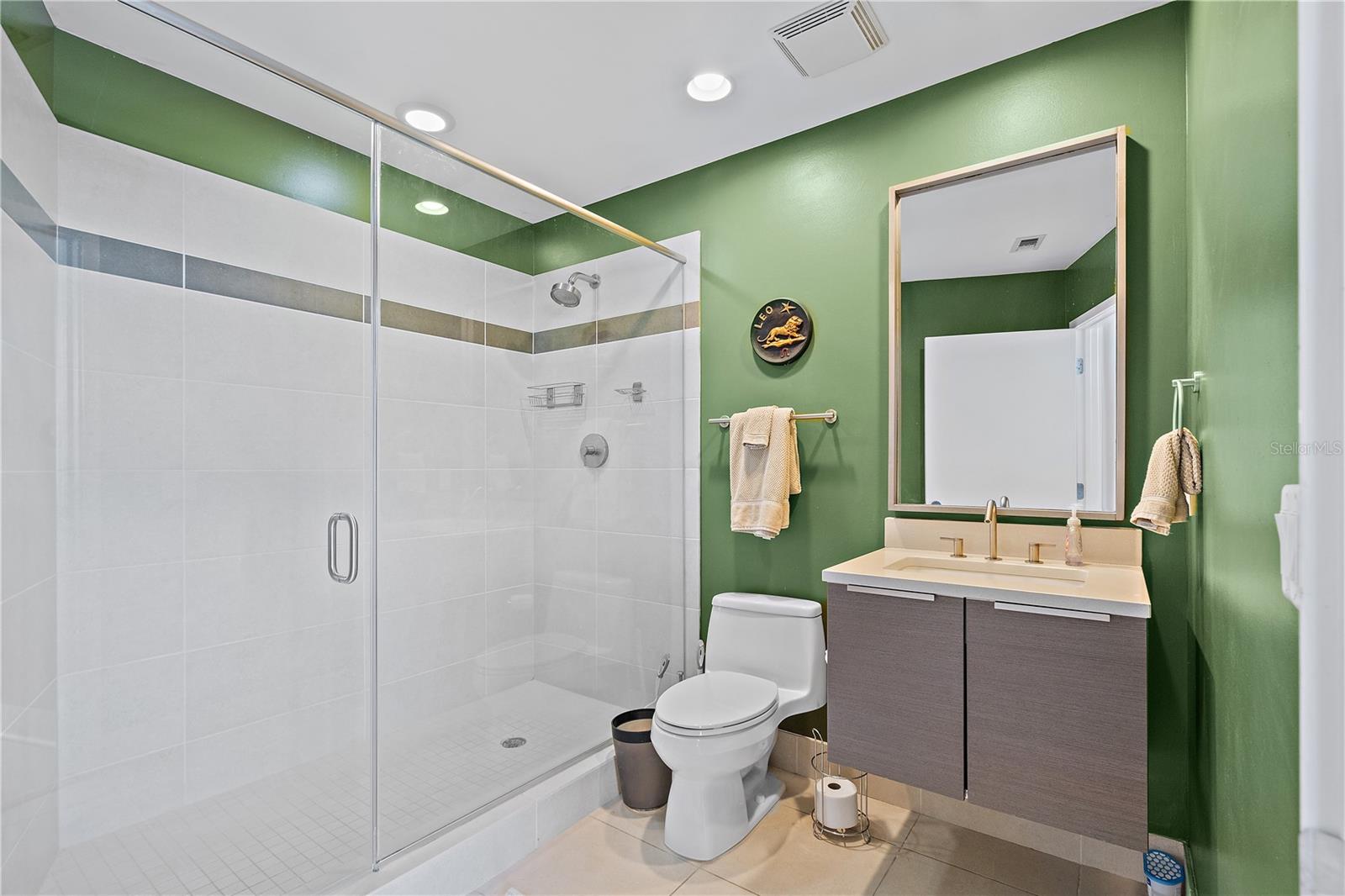 Image 24 of 47 For 175 1st Street S 2102