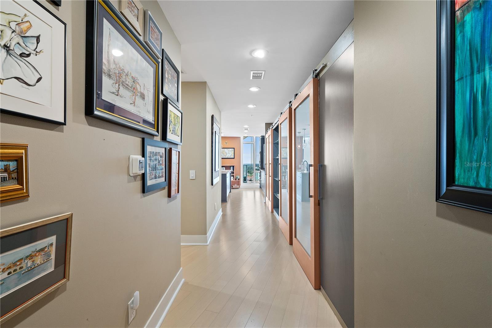 Image 27 of 47 For 175 1st Street S 2102