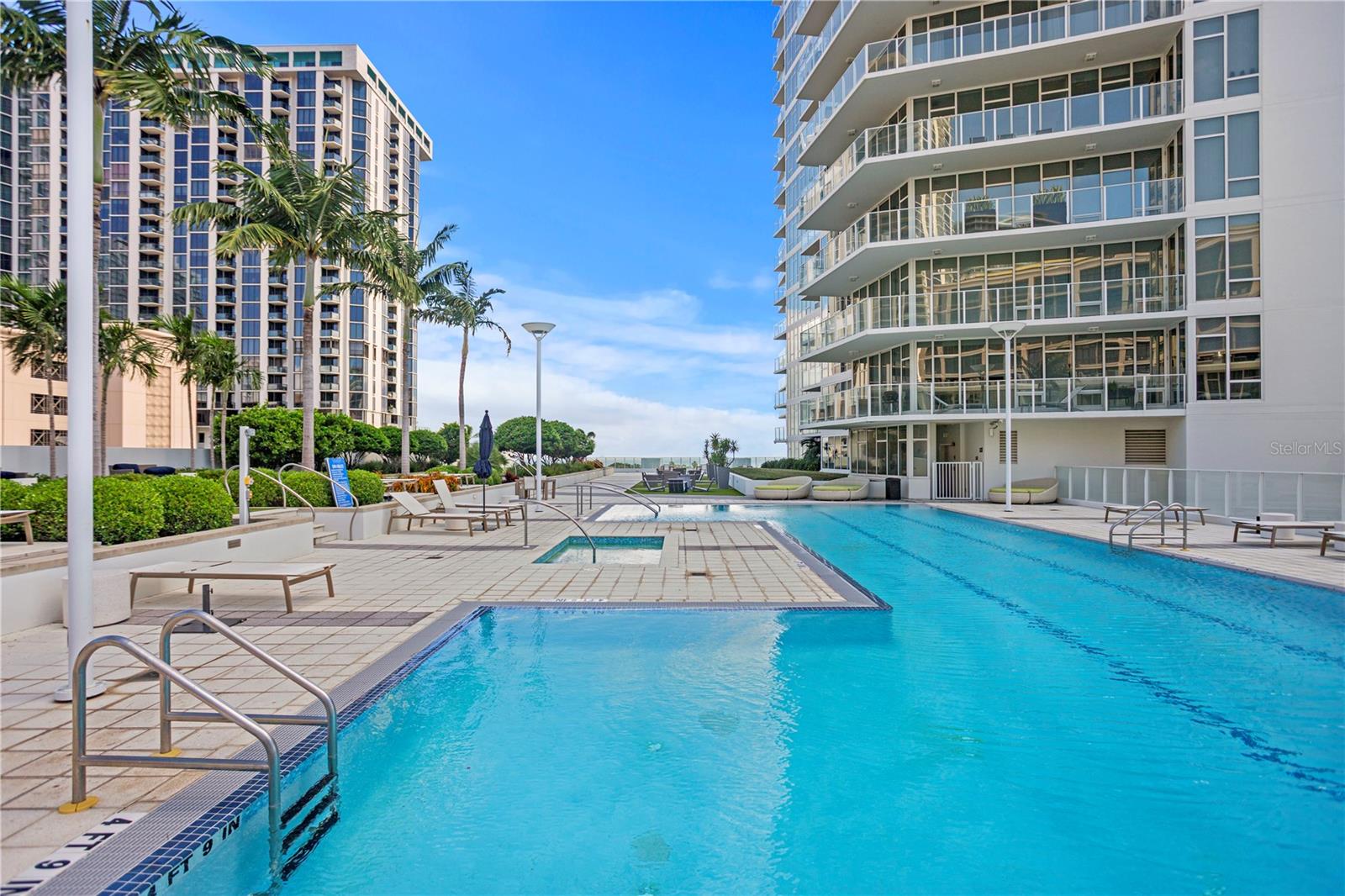 Image 34 of 47 For 175 1st Street S 2102