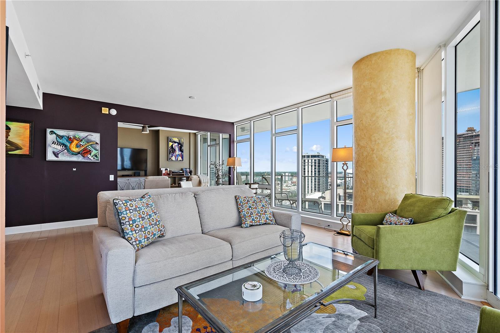 Image 7 of 47 For 175 1st Street S 2102