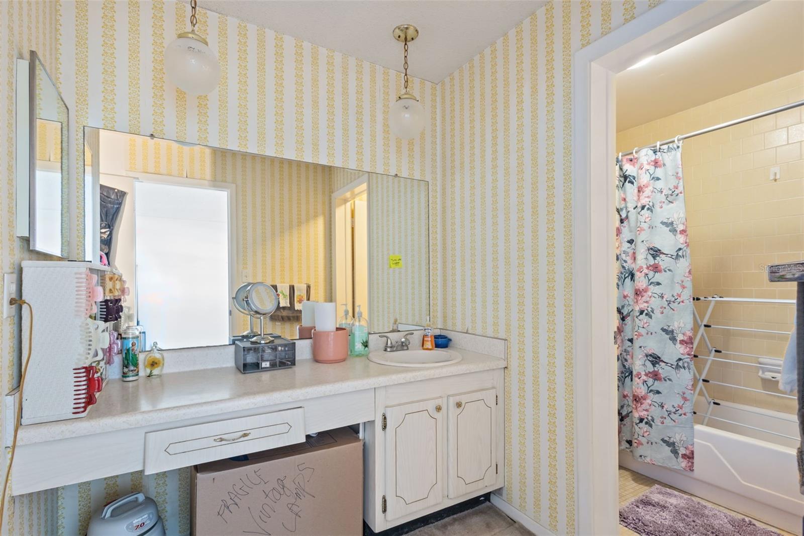 Image 12 of 15 For 1706 Belleair Forest Drive 202