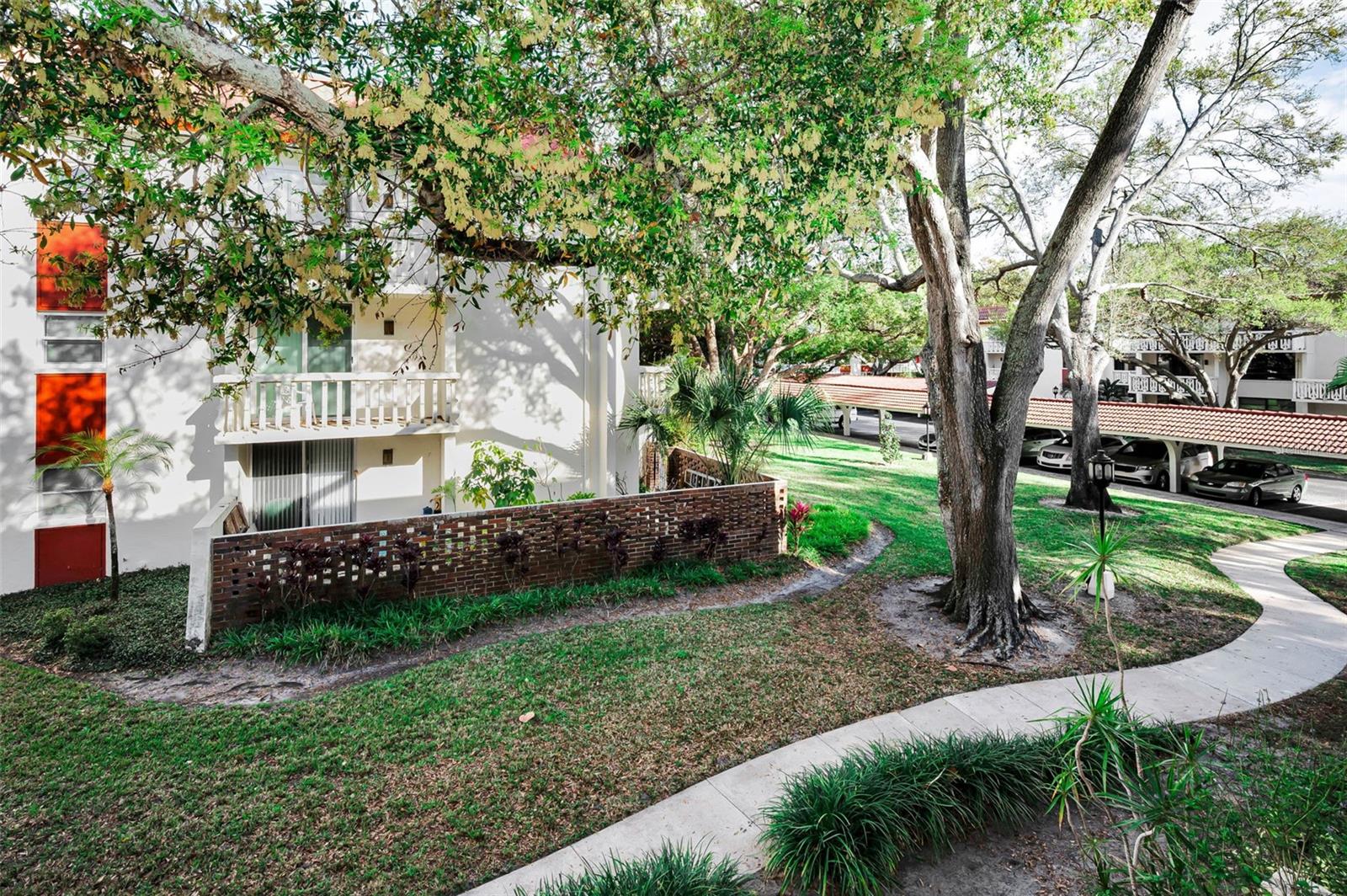 Image 26 of 64 For 1001 Pearce Drive 205