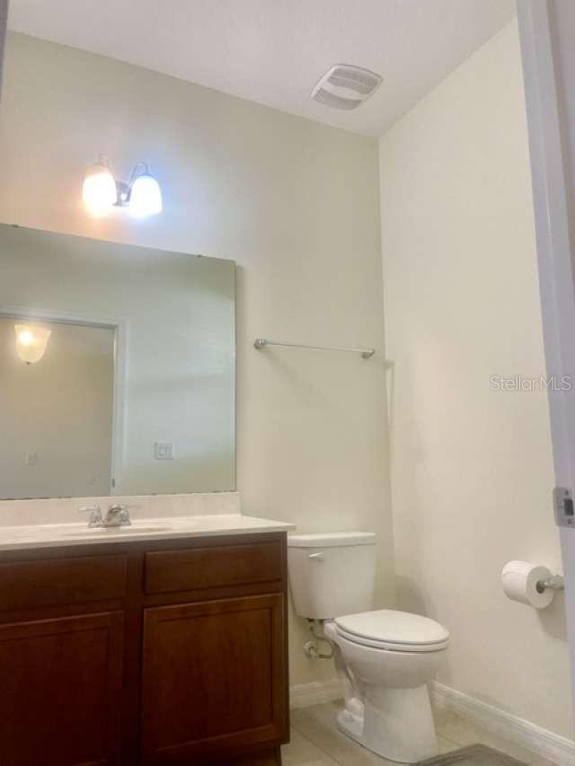 Image 9 of 19 For 8220 Bayview Crossing Drive