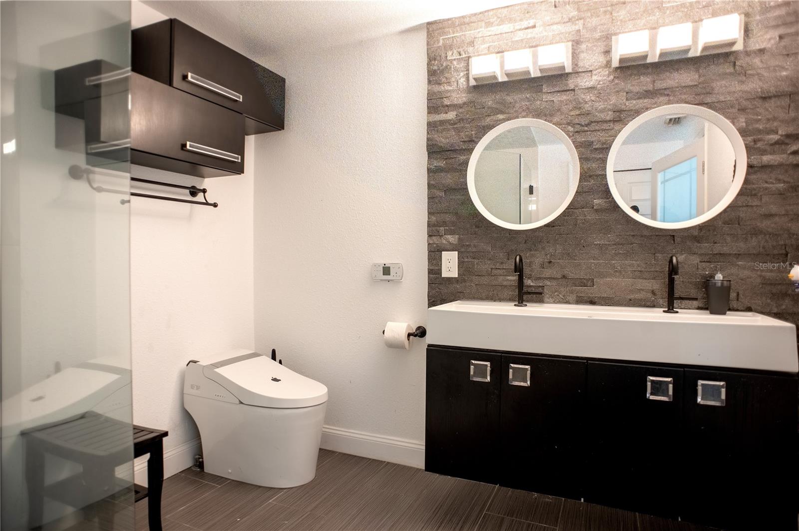 Image 34 of 44 For 6816 Beach Boulevard