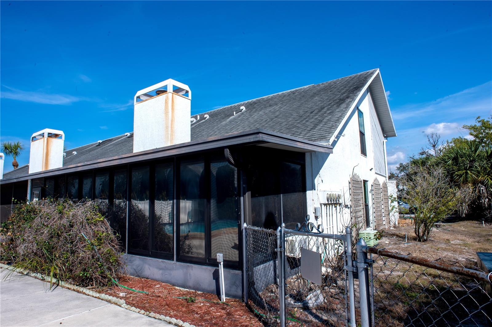 Image 4 of 44 For 6816 Beach Boulevard