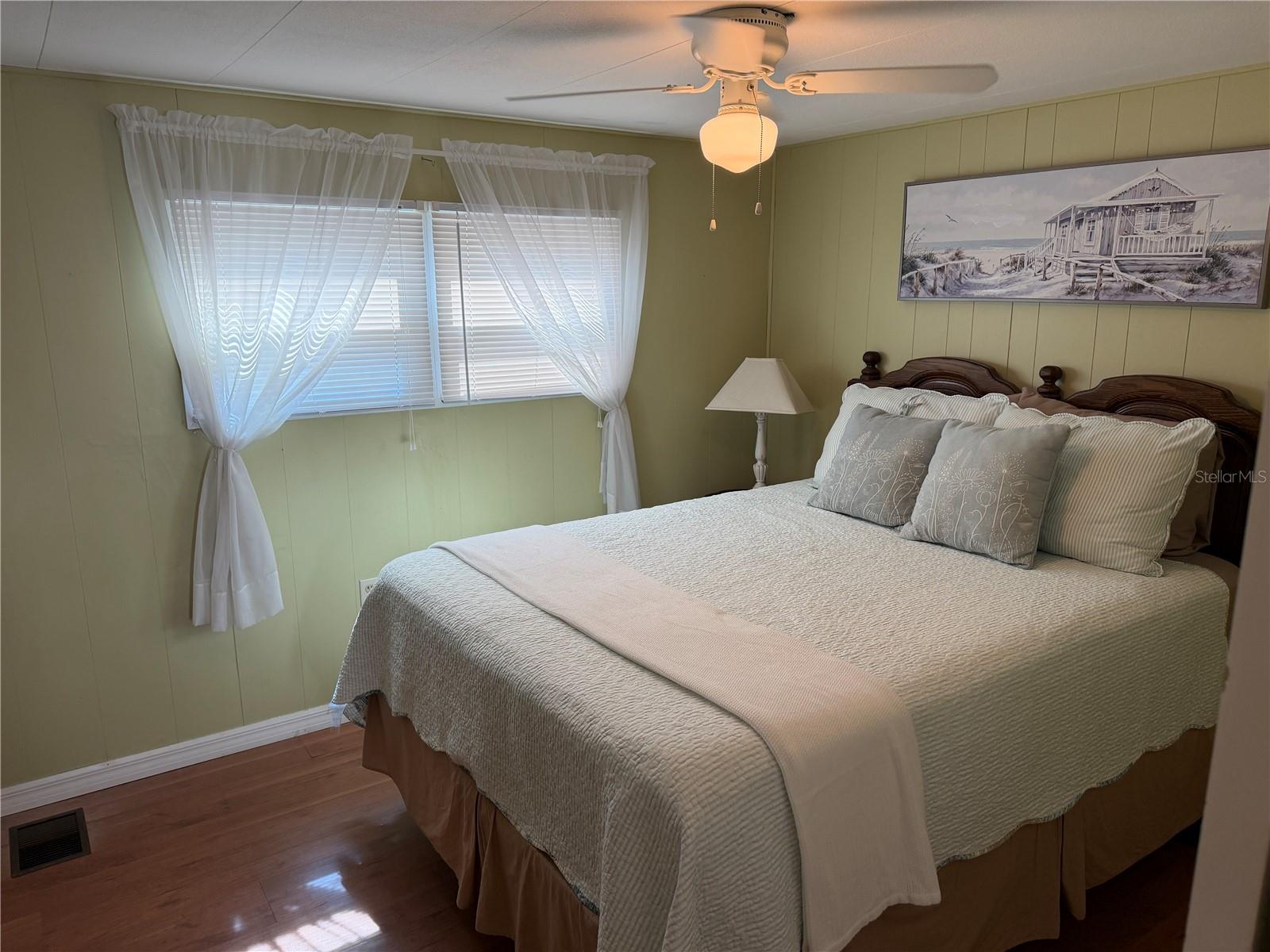 Image 11 of 24 For 37 Pindo Palm Street E