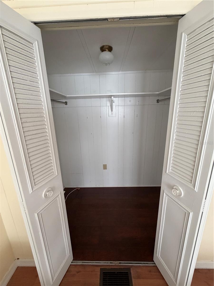 Image 12 of 24 For 37 Pindo Palm Street E