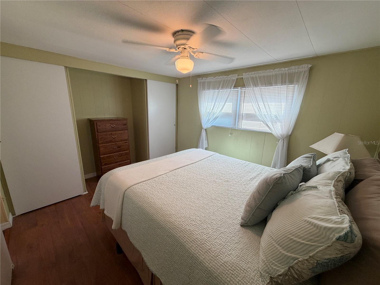 Image 14 of 24 For 37 Pindo Palm Street E