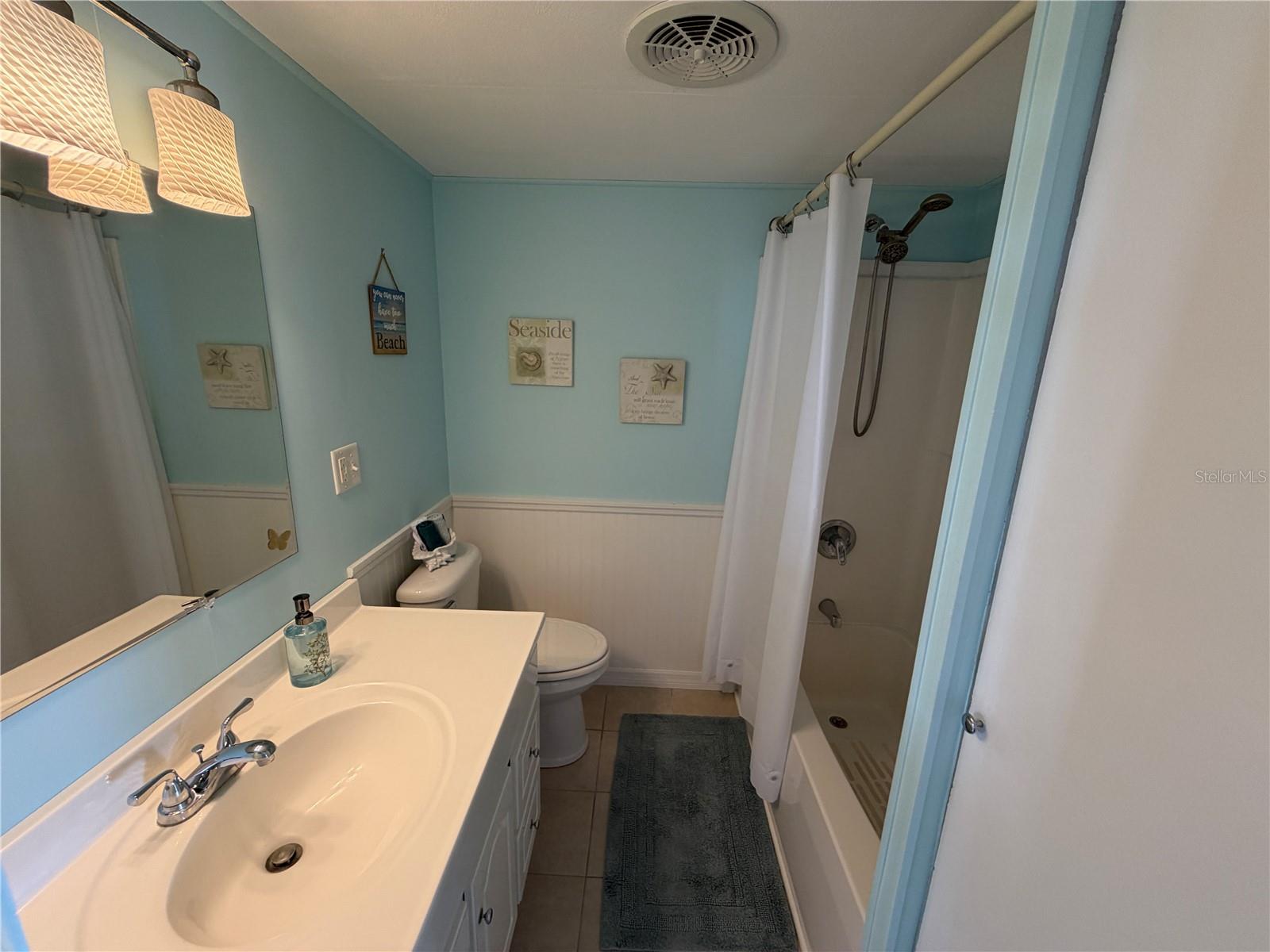 Image 15 of 24 For 37 Pindo Palm Street E