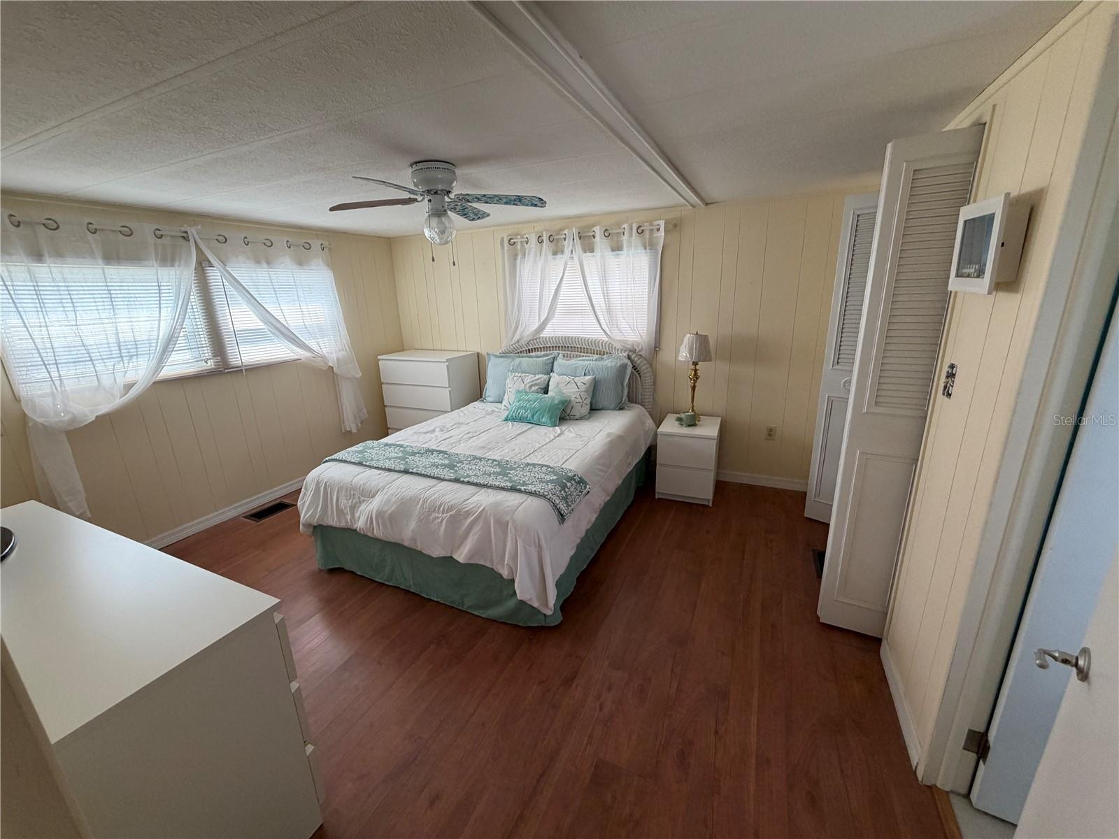 Image 16 of 24 For 37 Pindo Palm Street E