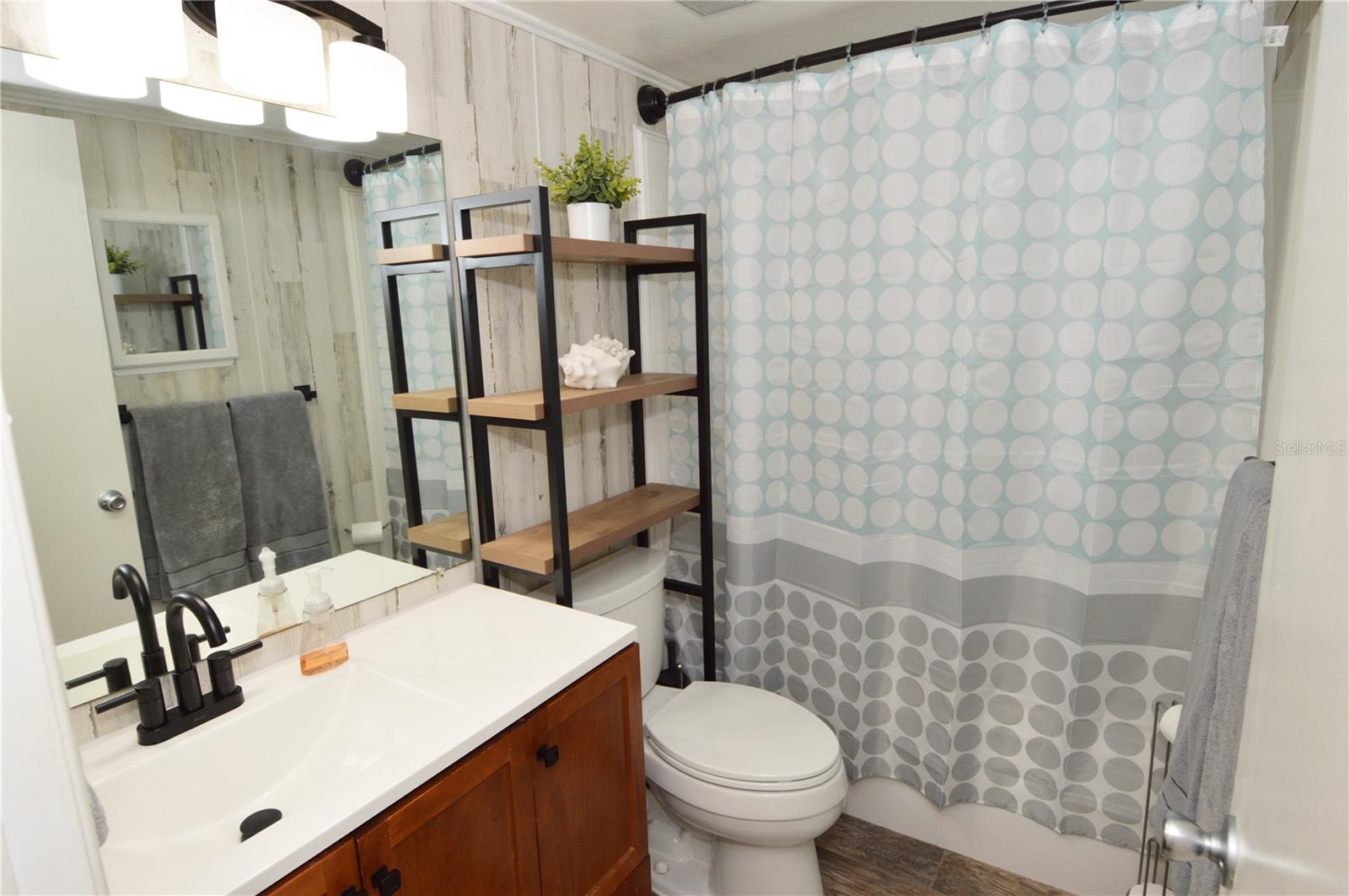 Image 20 of 85 For 12760 Indian Rocks Road 1059