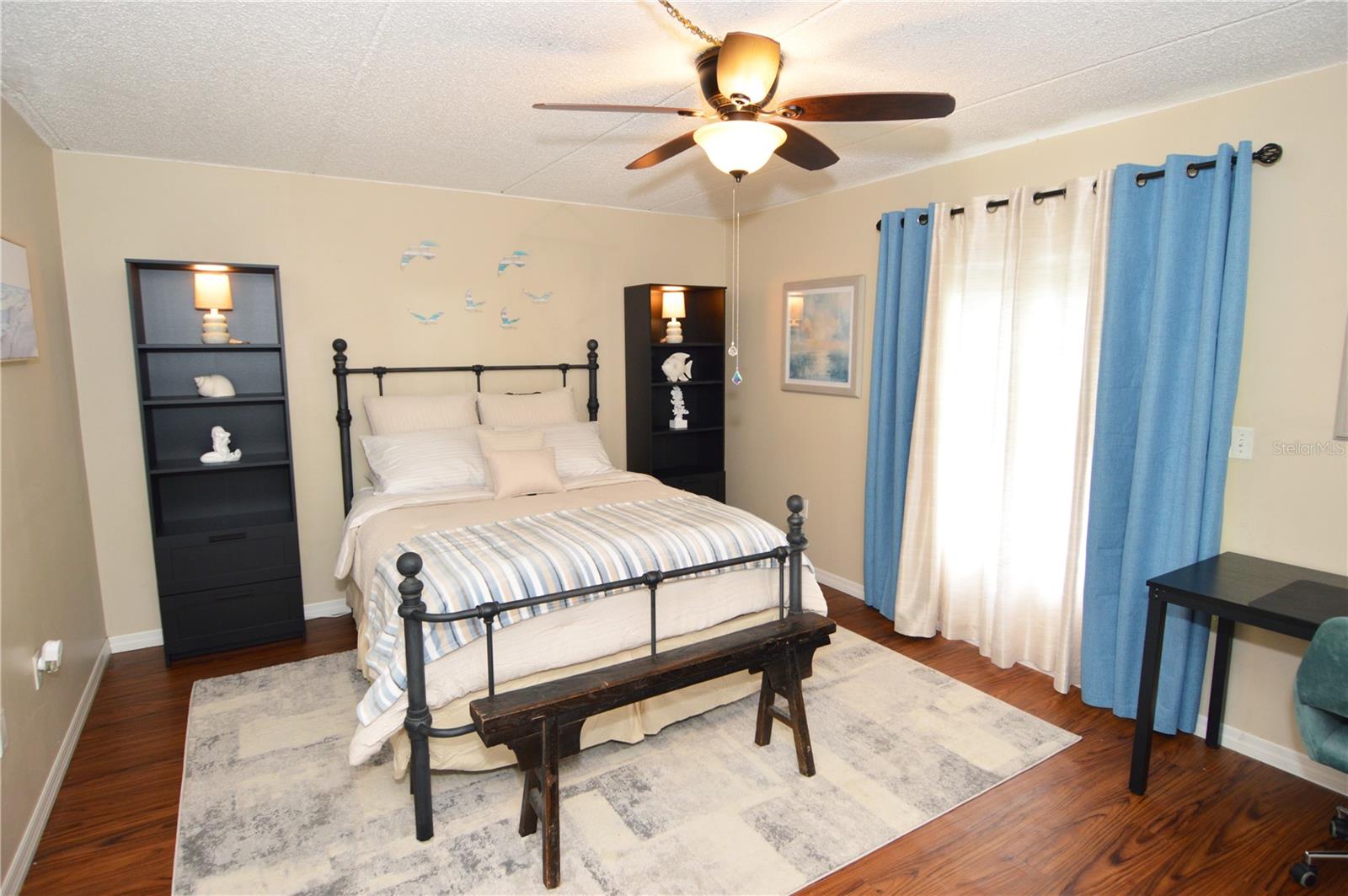 Image 25 of 85 For 12760 Indian Rocks Road 1059