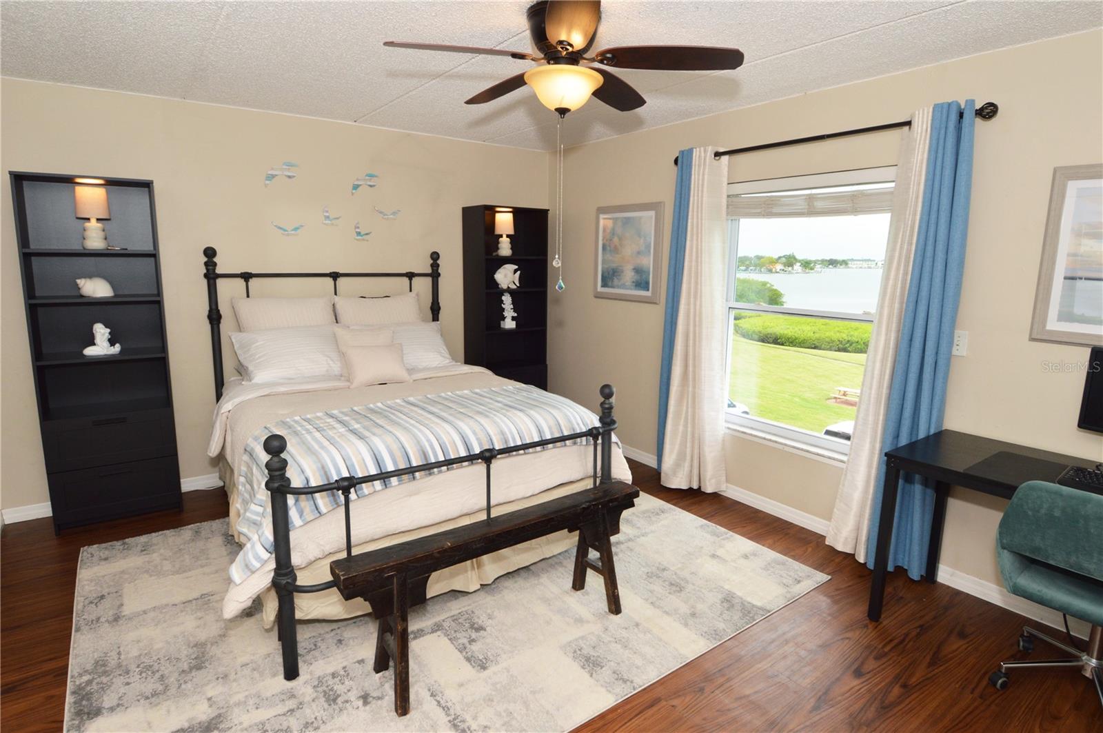 Image 26 of 85 For 12760 Indian Rocks Road 1059