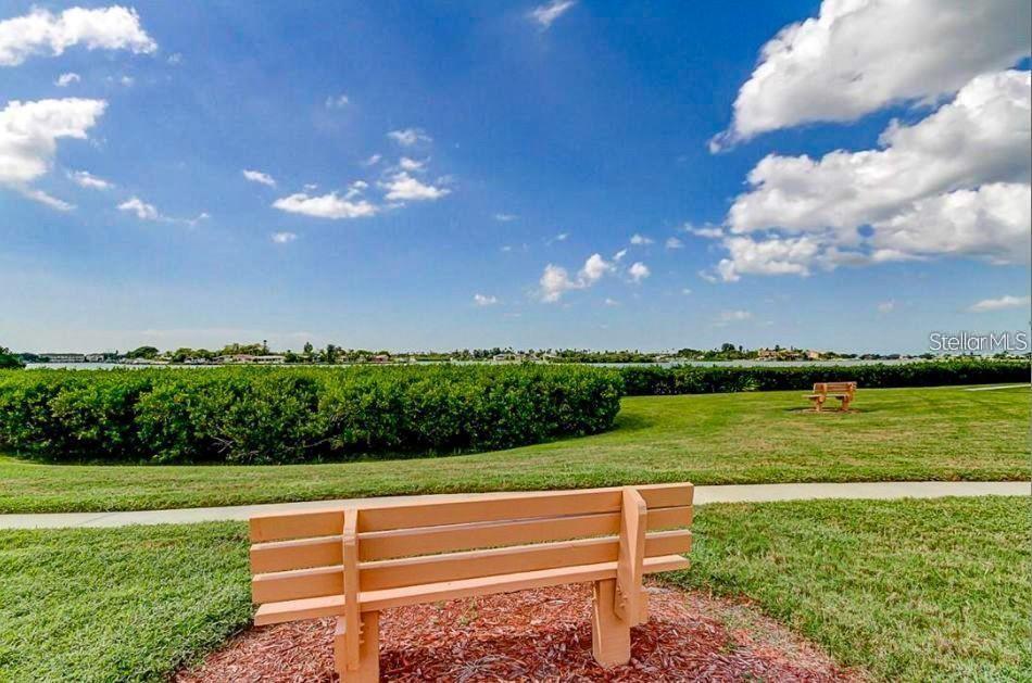 Image 40 of 85 For 12760 Indian Rocks Road 1059