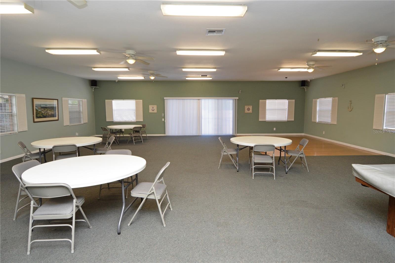 Image 70 of 85 For 12760 Indian Rocks Road 1059