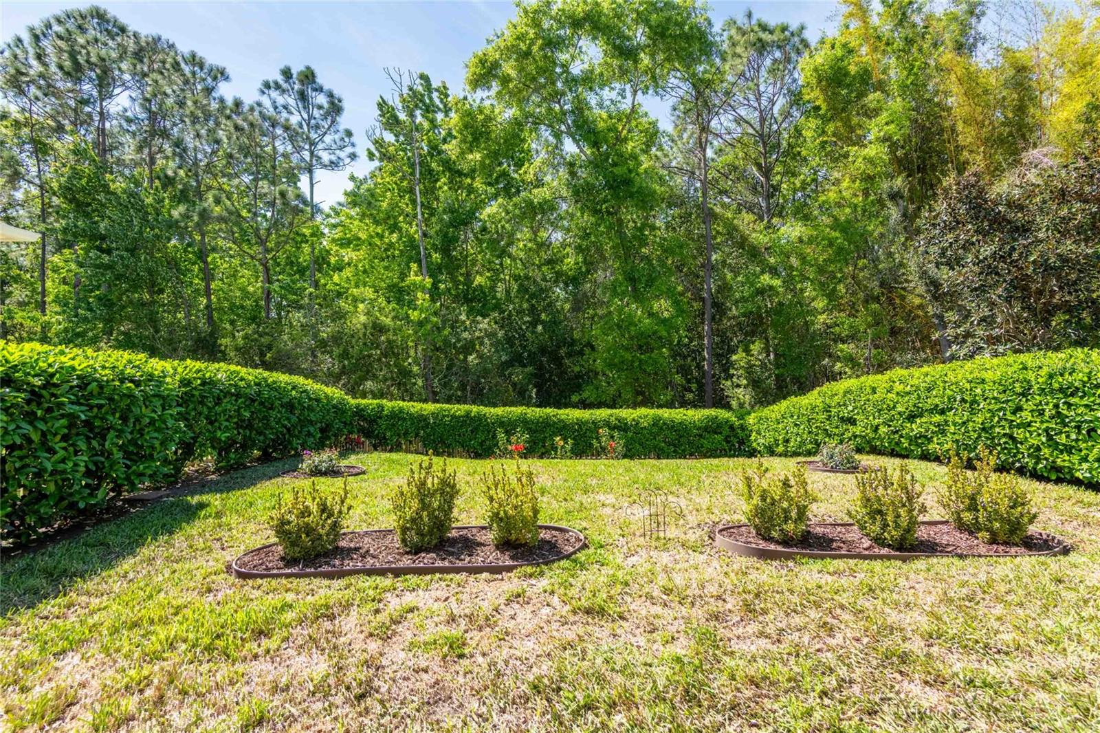 Image 21 of 33 For 2821 Devonoak Boulevard