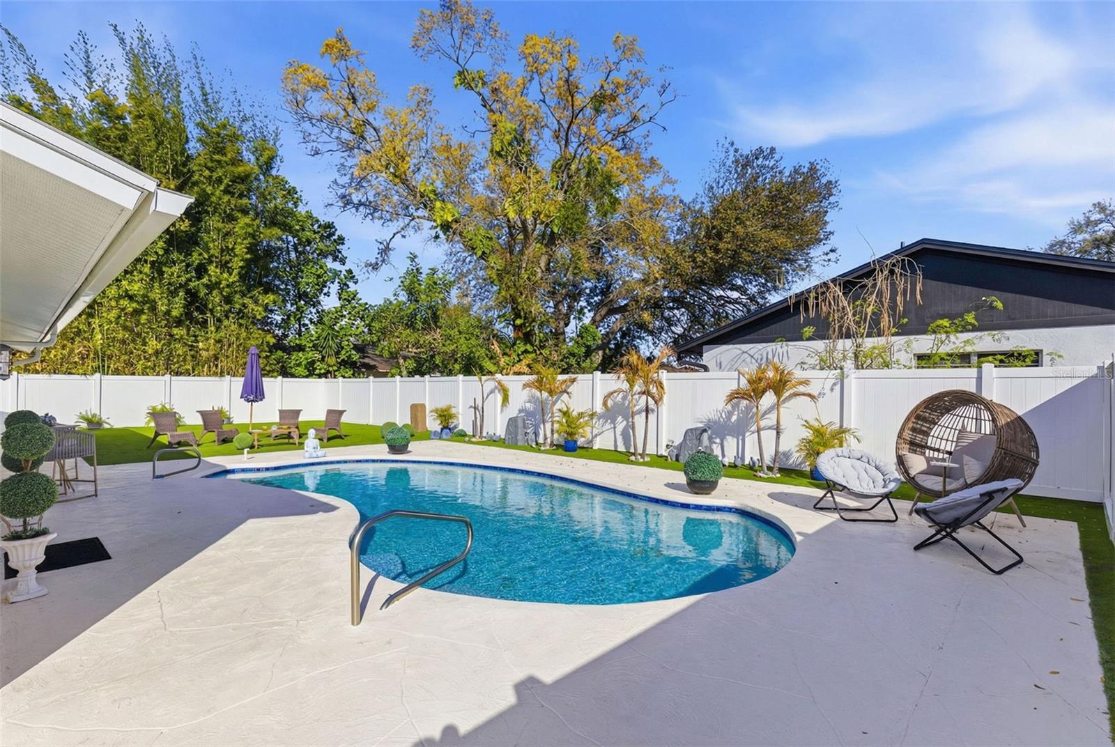 Image 48 of 70 For 6415 Windwood Court