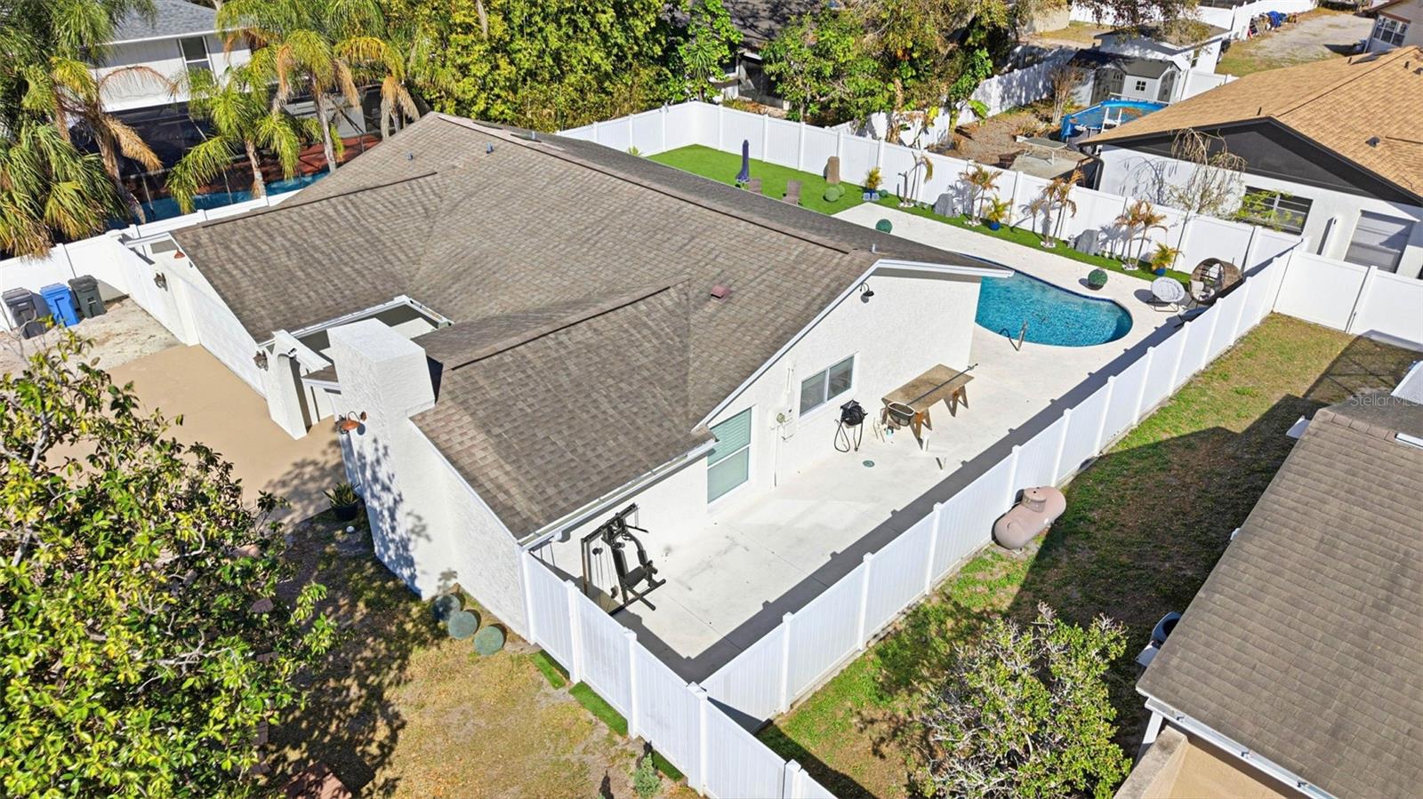 Image 60 of 70 For 6415 Windwood Court