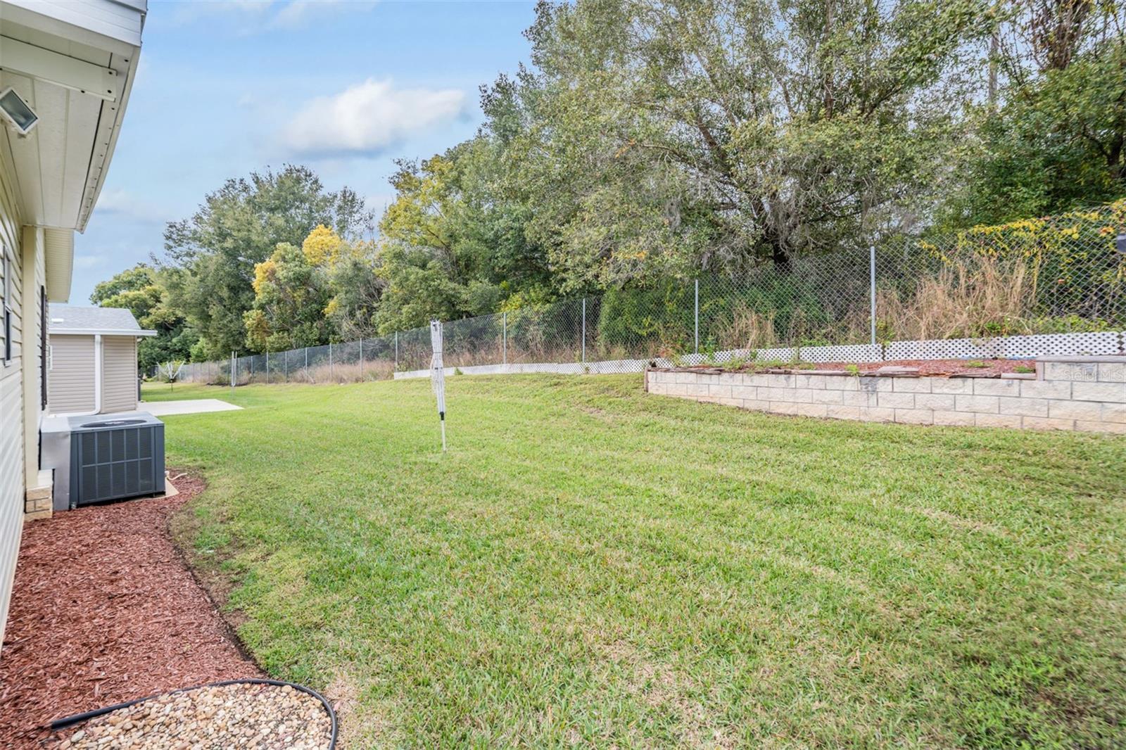 Image 15 of 61 For 37443 Gill Avenue